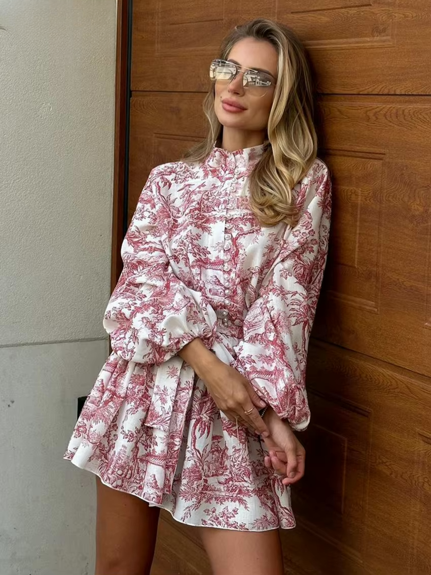 Sødt Mini Kjole Design | Charmerende Look til Hverdag og Sommer