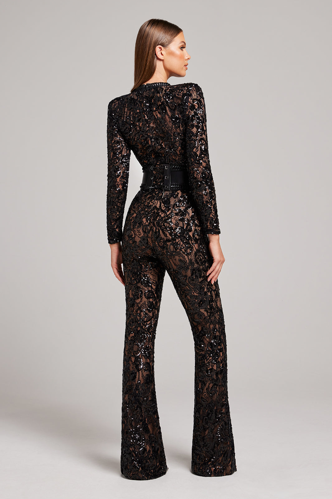 Sorte Festdragt | Stilfuldt Look til Aften og Begivenheder