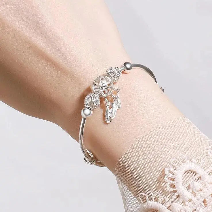 Justerbart Armbånd med Bladmønster | Sølvfinish og Tidløst Look
