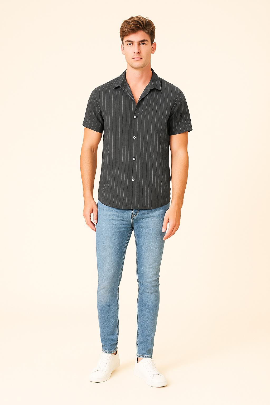 Moderne Stribet Skjorte | Let Bomuld og Stilrent Look