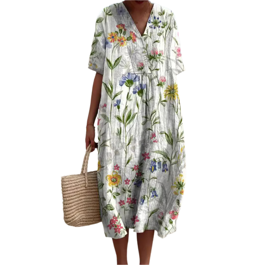 Kjole med Farverige Blomster | Elegant Snit og Komfortabel Stil