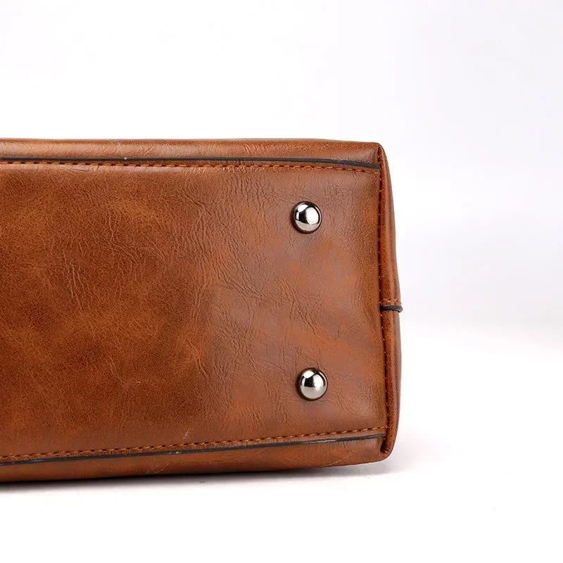 Dame Skuldertaske i Vintage Stil | Crossbody Funktion og Flere Rum