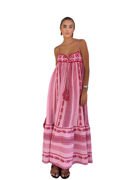 Lang Kjole med Flowy Snit | Tidløs og Feminin Stil