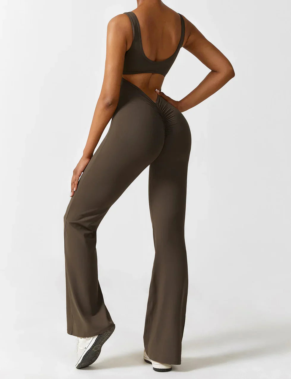 Jumpsuit med Feminint Snit | Komfortabel og Chic Stil