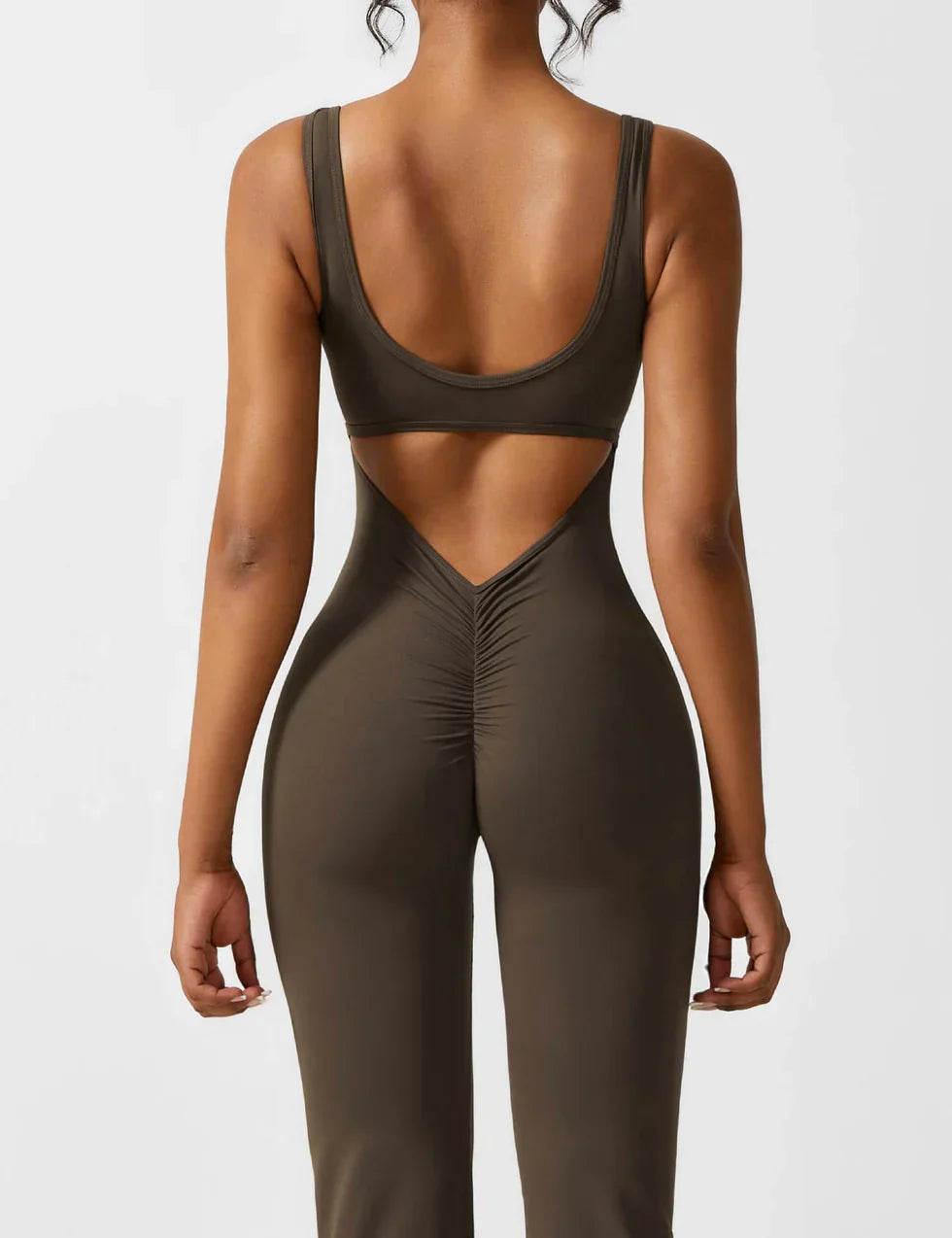 Jumpsuit med Feminint Snit | Komfortabel og Chic Stil