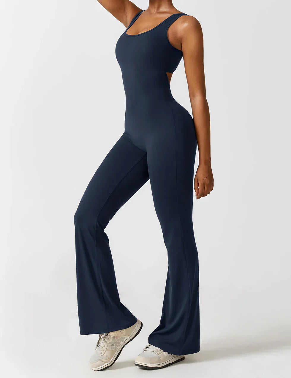 Jumpsuit med Feminint Snit | Komfortabel og Chic Stil
