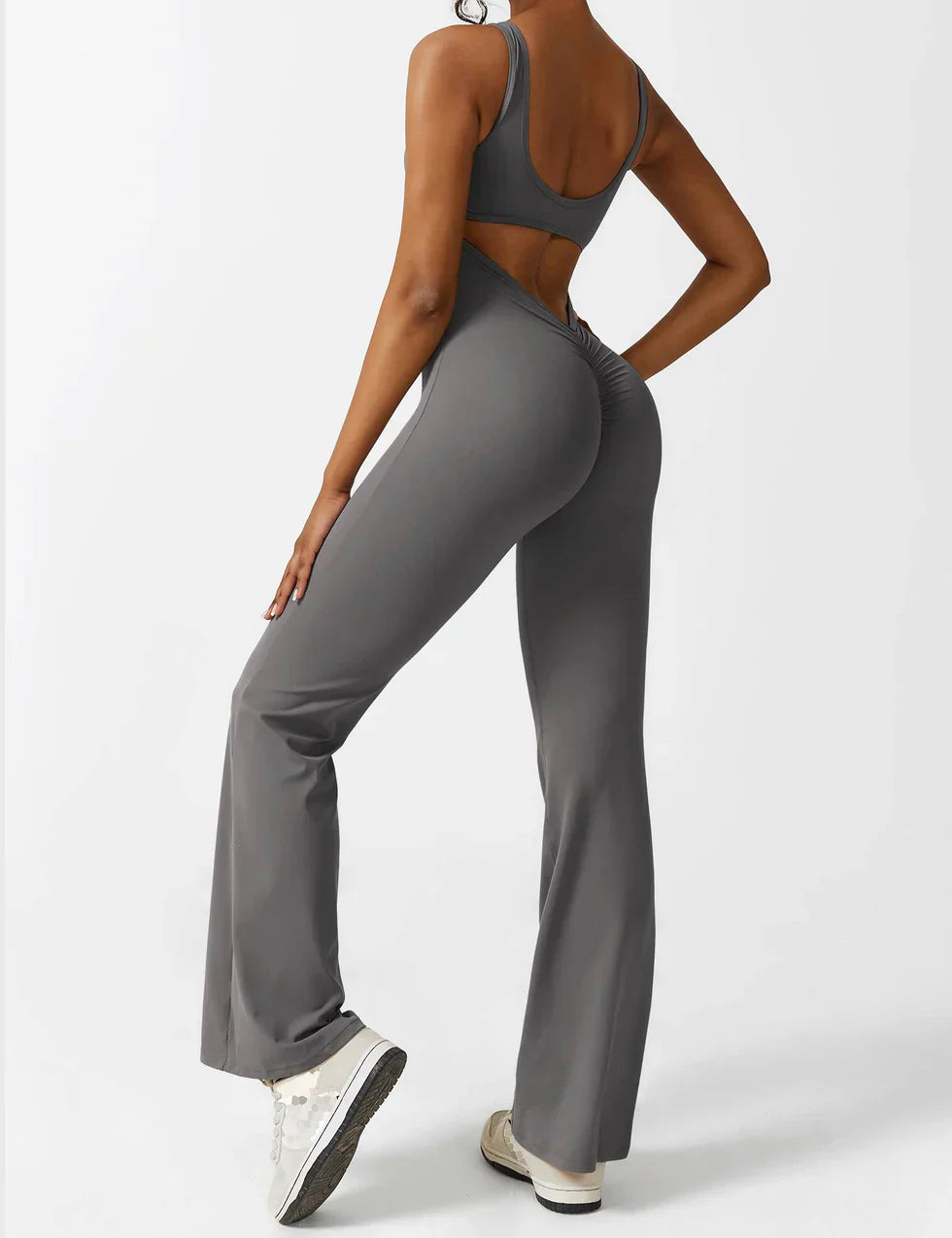 Jumpsuit med Feminint Snit | Komfortabel og Chic Stil