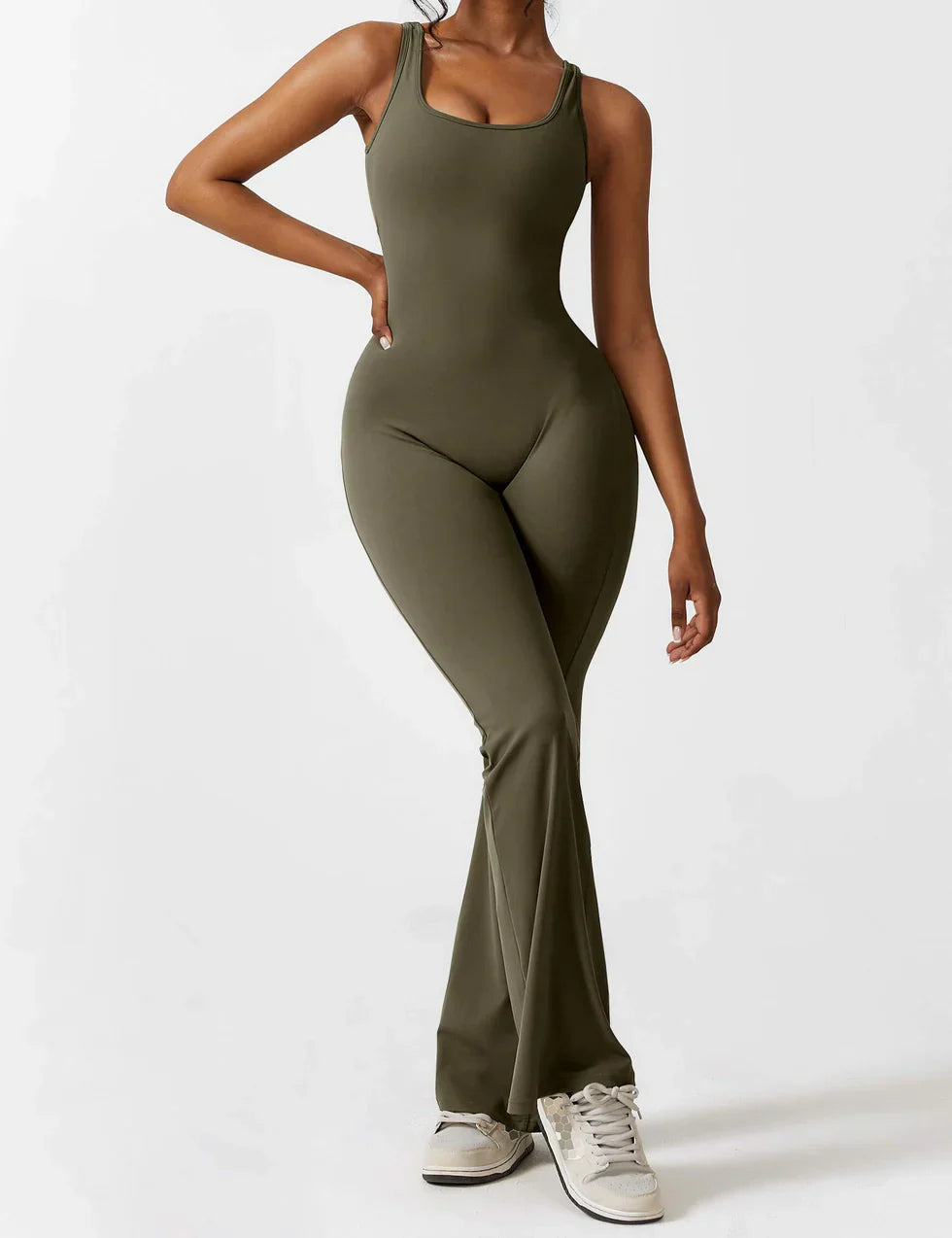 Jumpsuit med Feminint Snit | Komfortabel og Chic Stil