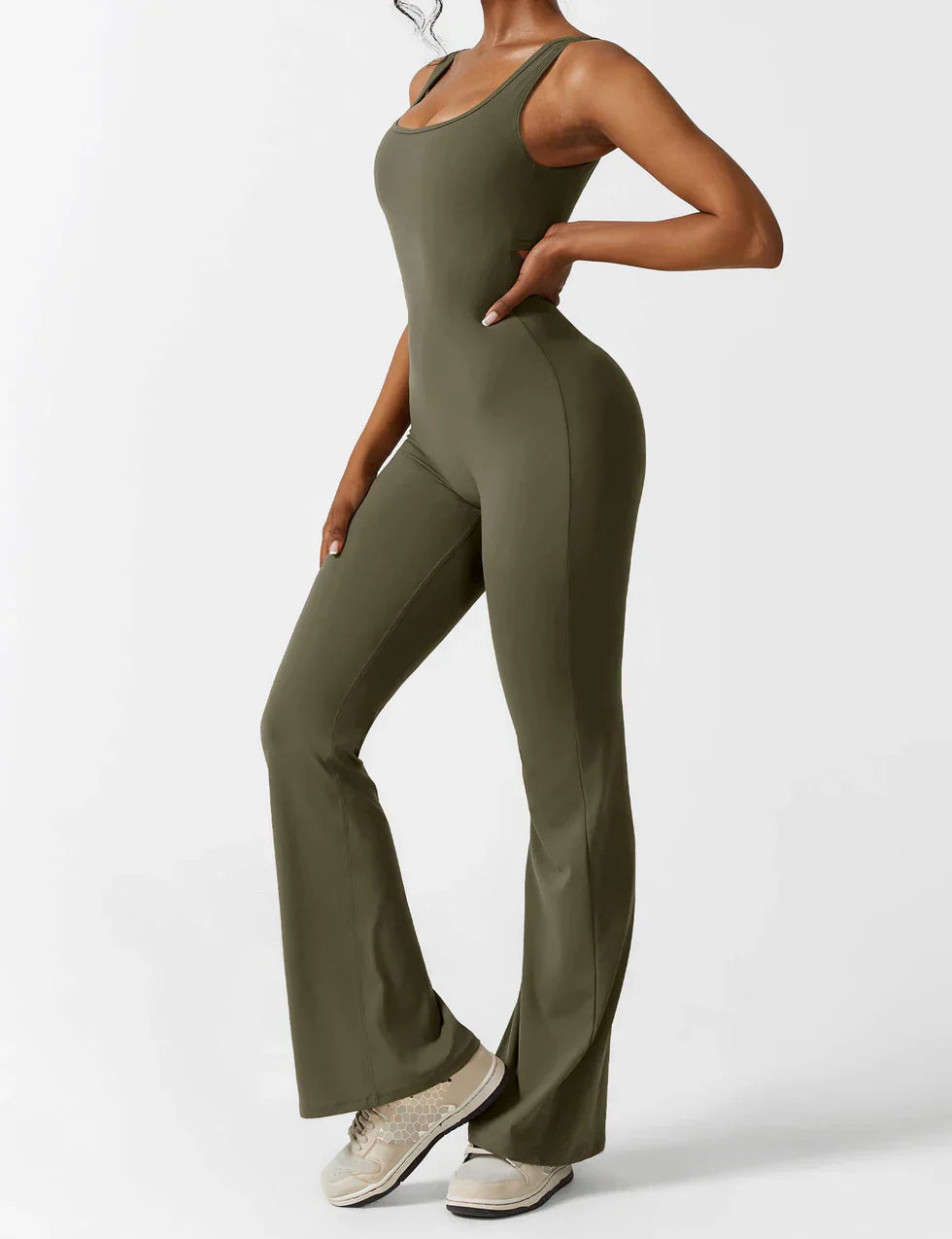 Jumpsuit med Feminint Snit | Komfortabel og Chic Stil