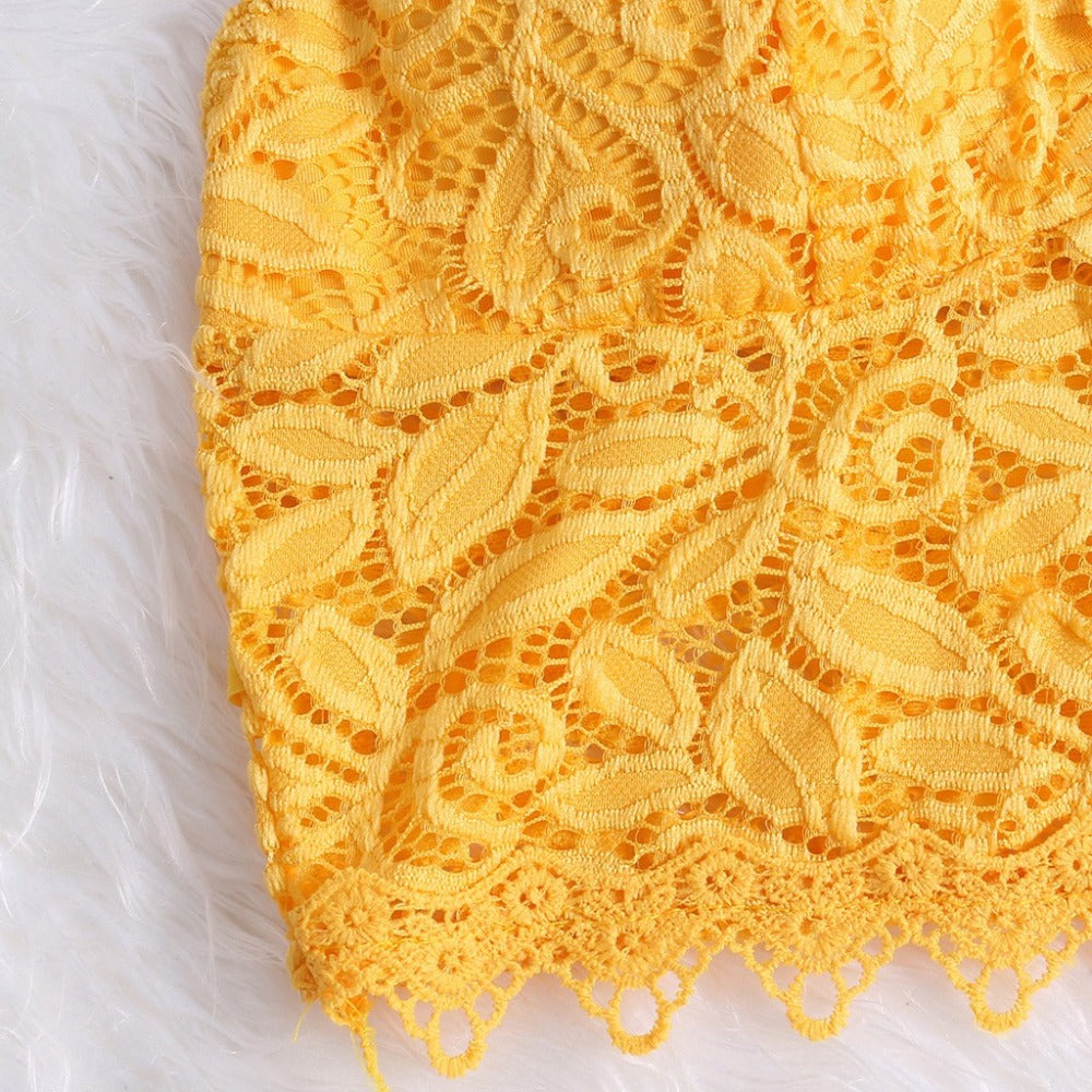 Feminine Blonde Crop Top | Let og Komfortabel Pasform